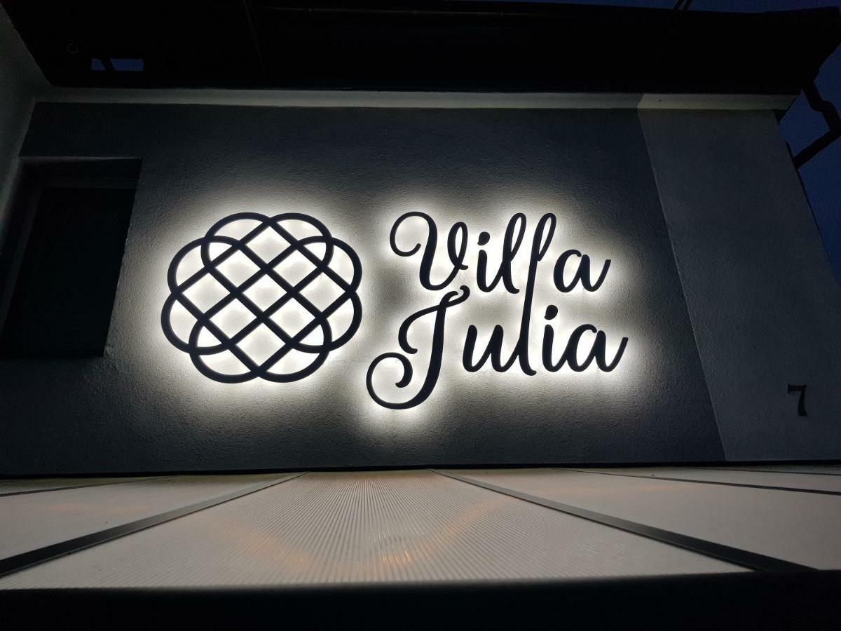 Villa Julia เมียนซิดดรอแย ภายนอก รูปภาพ